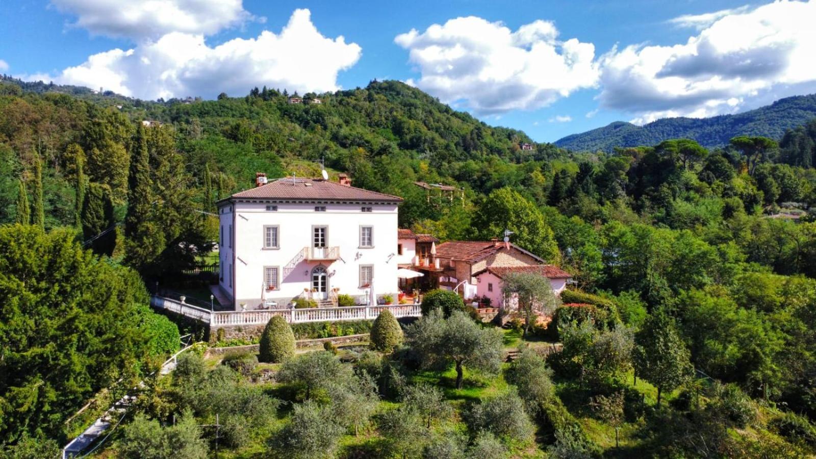 Villa Belvedere Pieve Fosciana Exterior photo